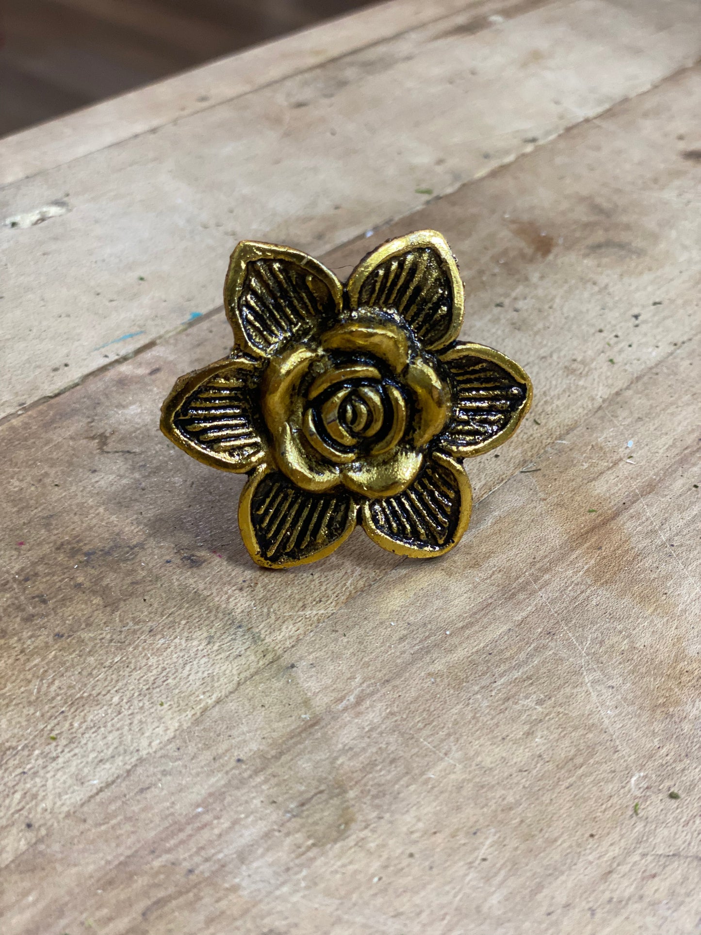 Gold Flower Knob