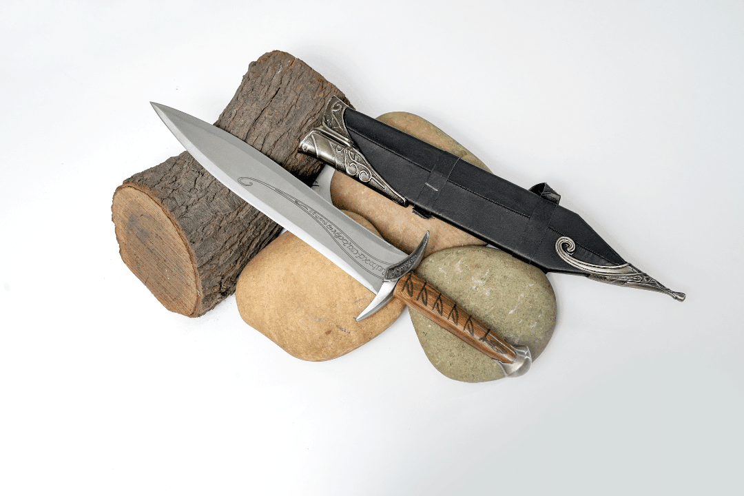 Hand-Forged "The Sting" - Elven Short with Etched Blade & Or - The Mustard Seed Collection, The Seed