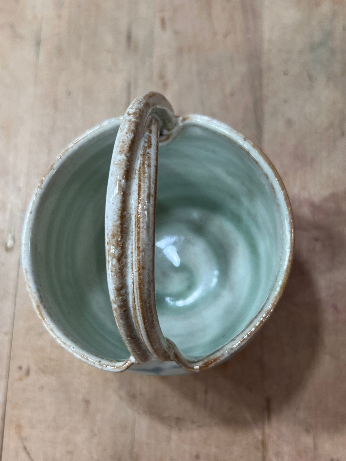 Handmade Stoneware Ceramic Basket – Blue Scallop 
