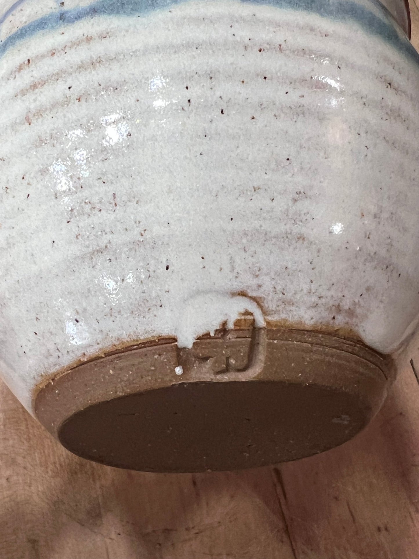 Handmade Stoneware Ceramic Basket – Blue Scallop