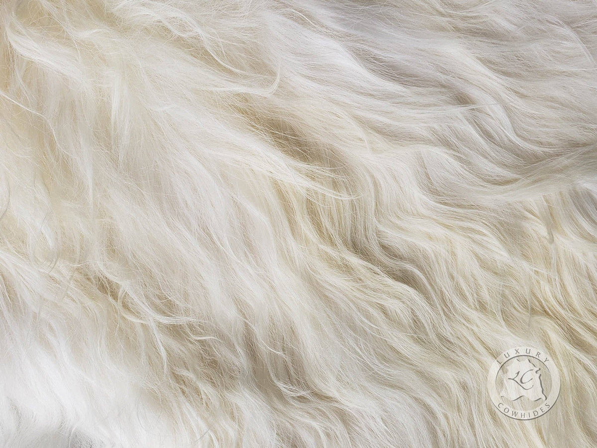Icelandic Sheepskin - Natural White: Iceland / 2 X 4' - The Mustard Seed Collection, The Seed