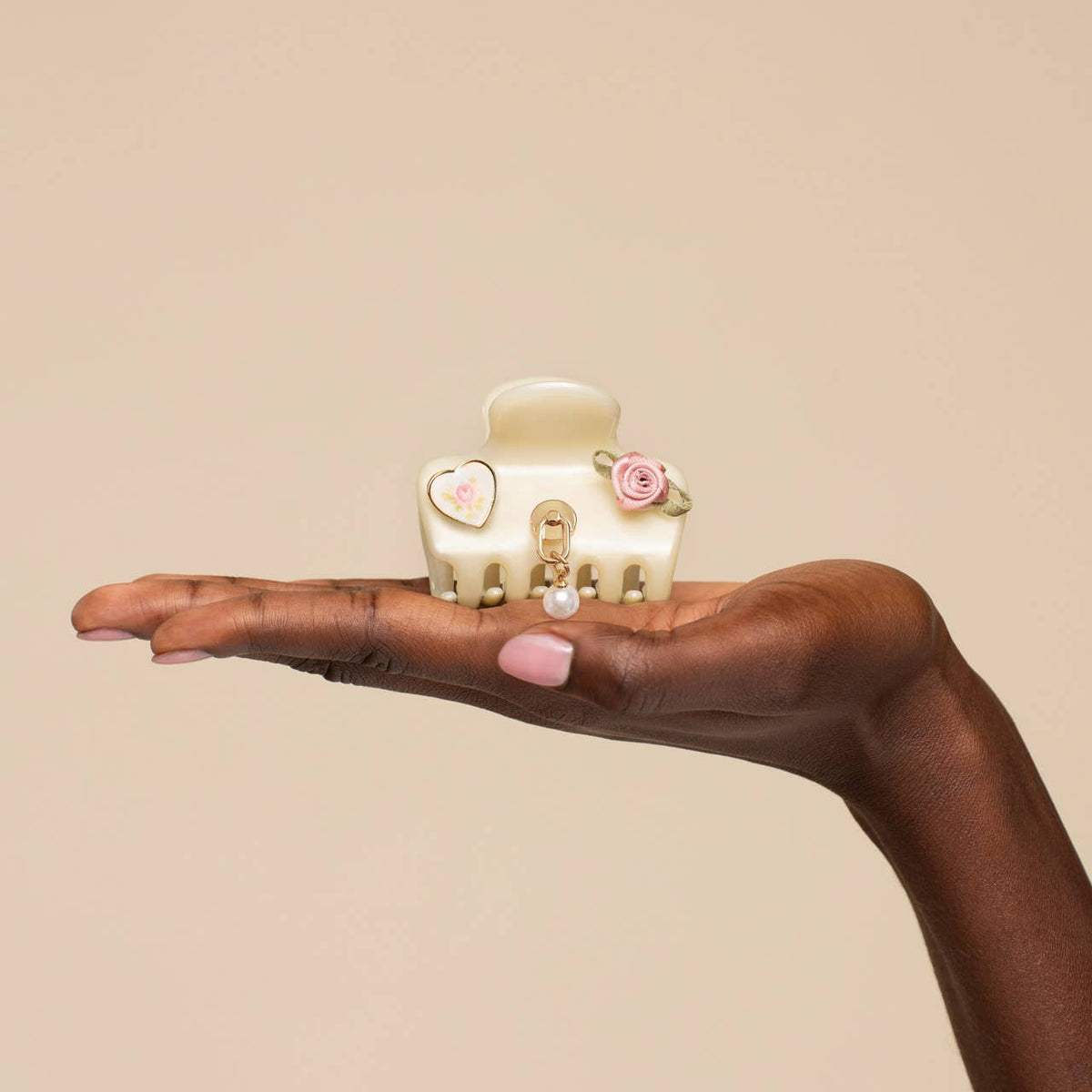 KitschPop™️ Cloud Clip 7pc Set Vintage - Pearlized Cream - The Mustard Seed Collection, The Seed