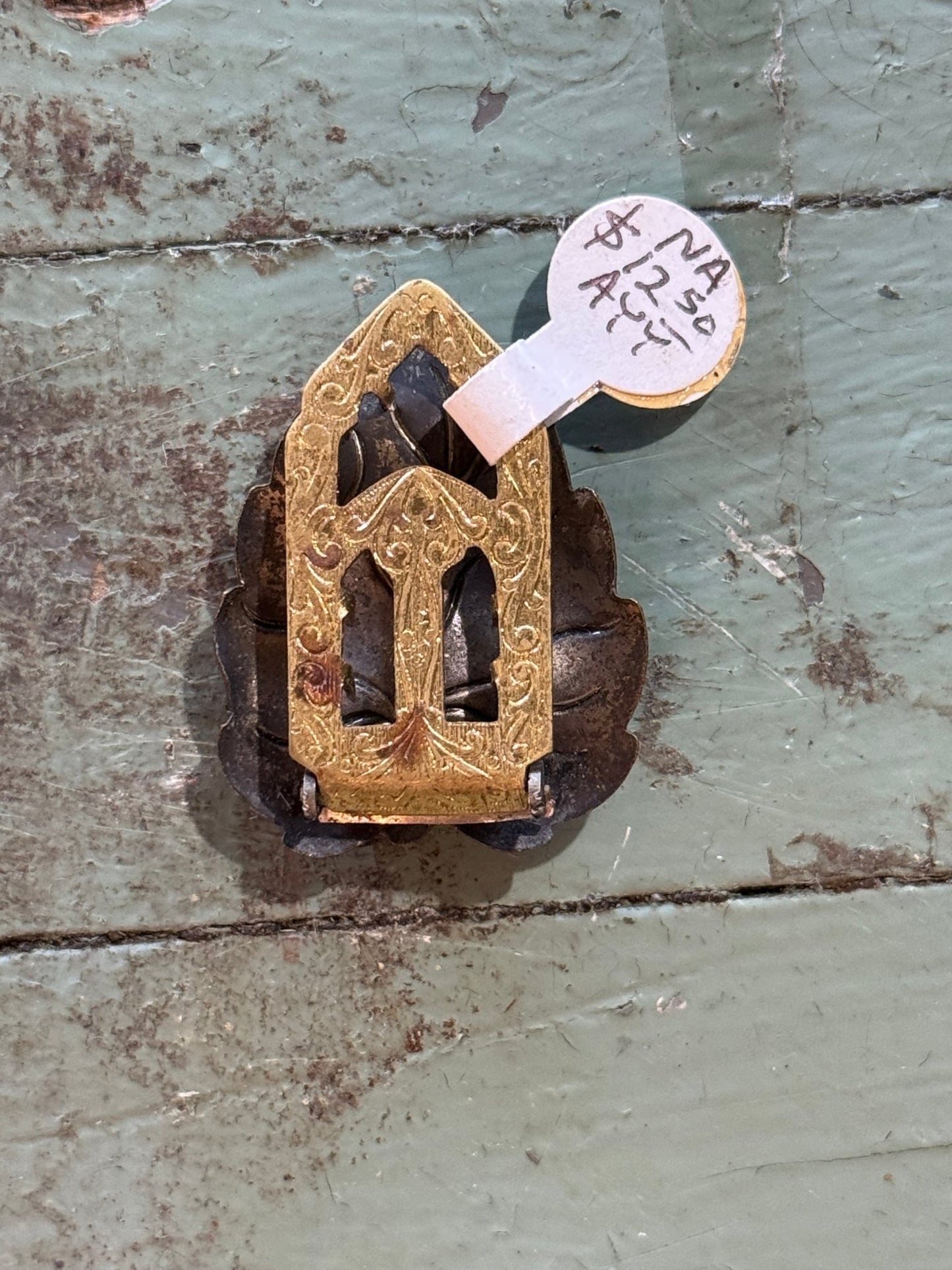 Layered Leaf Clip