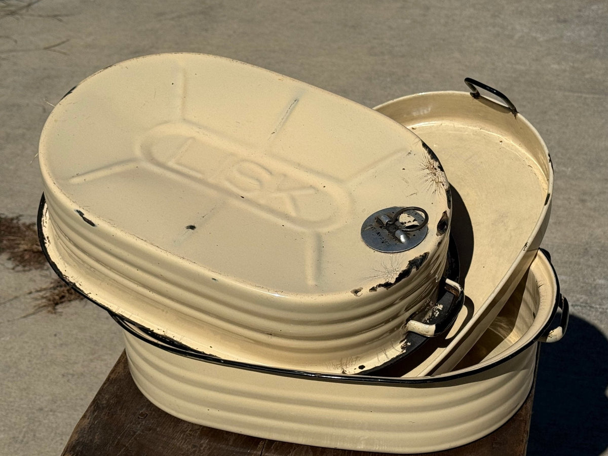 LISK Enamelware Roaster with Insert - The Mustard Seed Collection, The Seed
