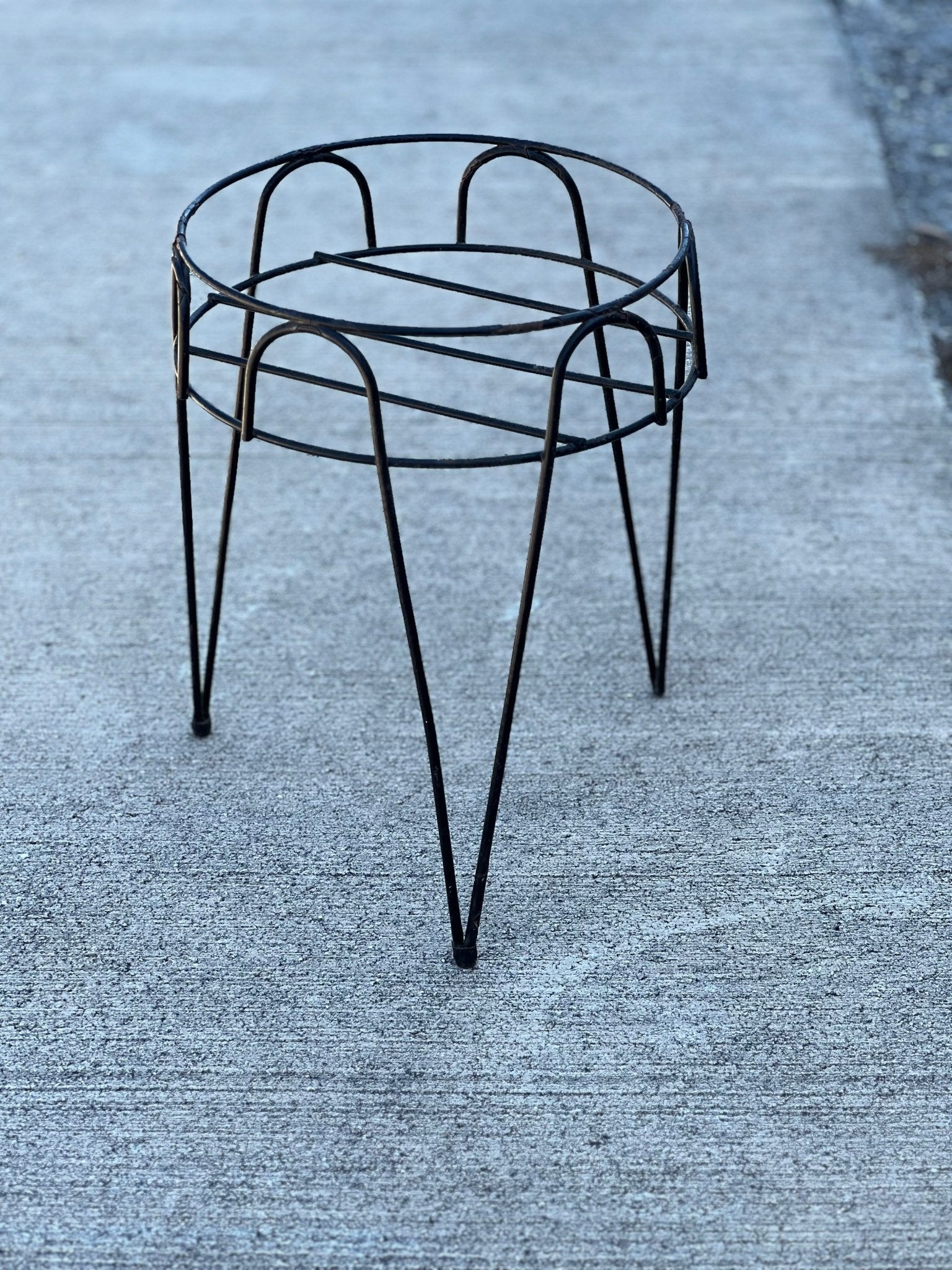 Metal Plant Stand