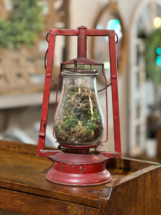 Red Dietz Metal Lantern