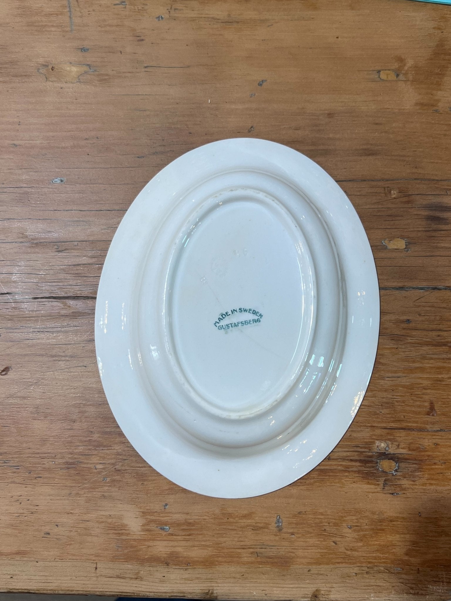 Royal Gustafsberg Blo Blom Chelsea Grape Sprig Dish - The Mustard Seed Collection, The Seed