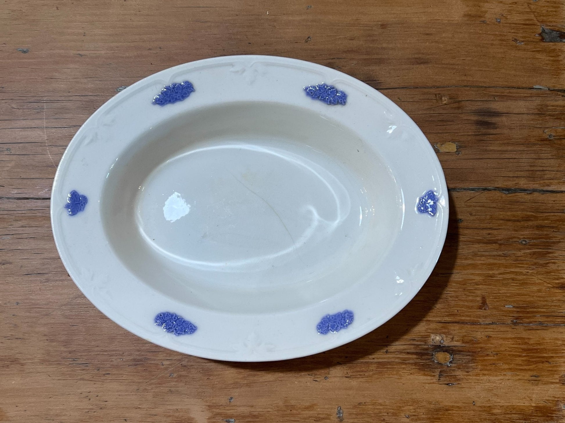 Royal Gustafsberg Blo Blom Chelsea Grape Sprig Dish - The Mustard Seed Collection, The Seed