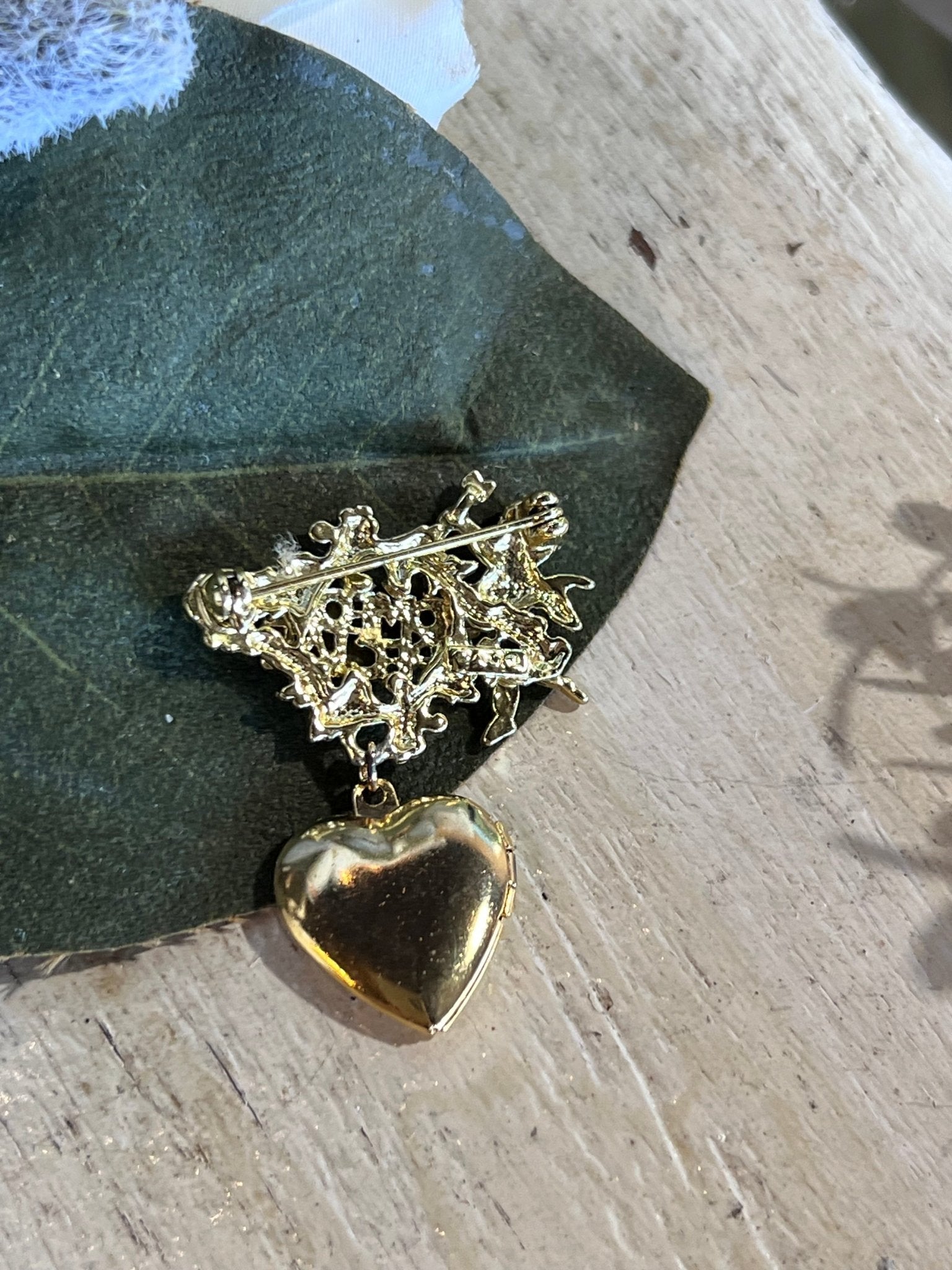 "Someone Special" Locket Pin - The Mustard Seed Collection, The Seed