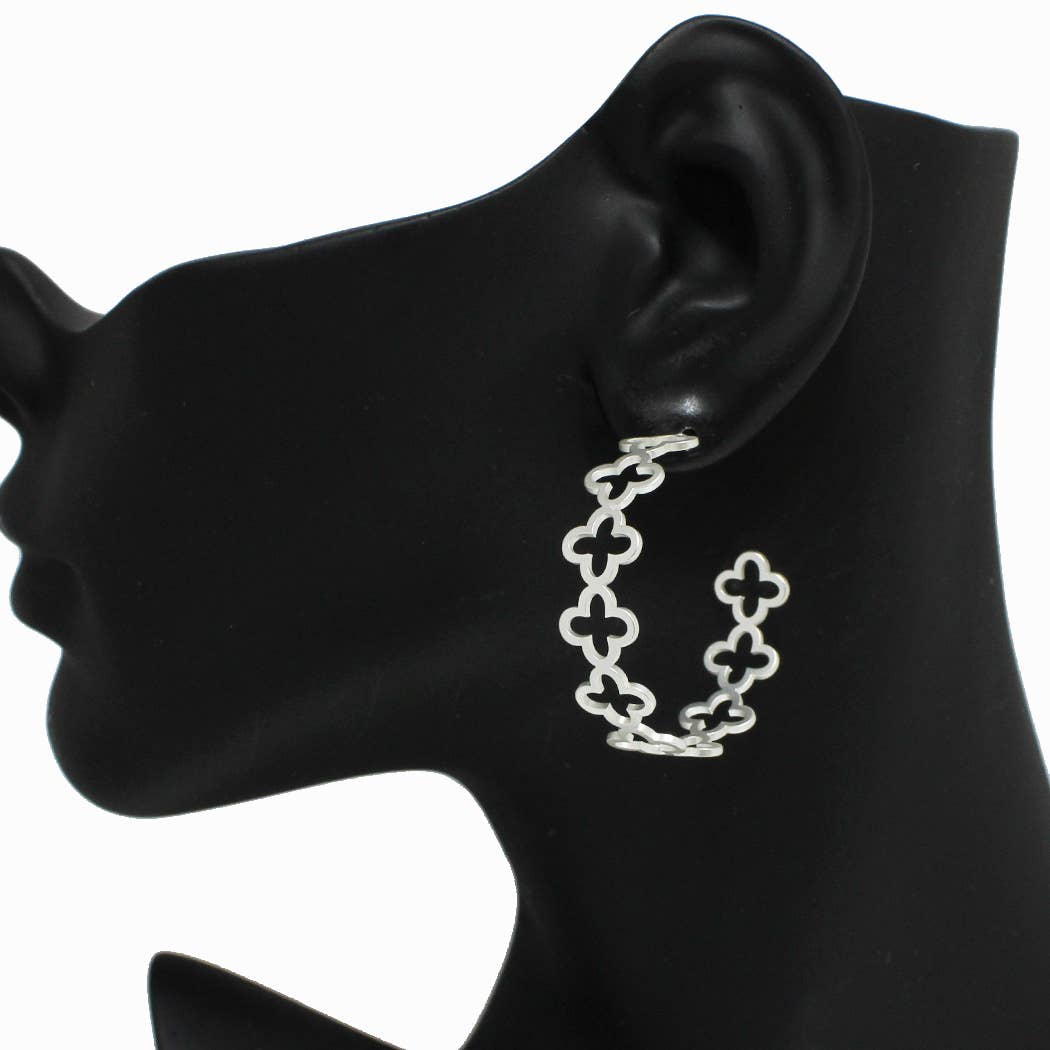 Thin Clover Cutout Hoop Earring: Silver / ONE SIZE