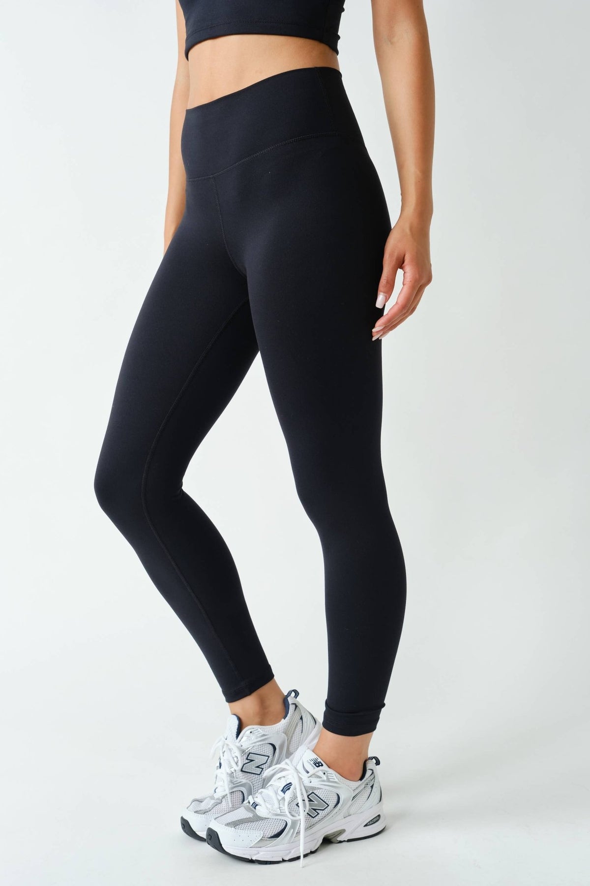Venice Cloud Light Contour High-Waisted Leggings: Black / S:M:L (2:2:2) Mono B