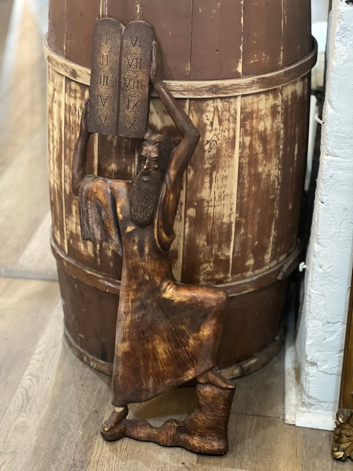 Vintage Artini Moses 