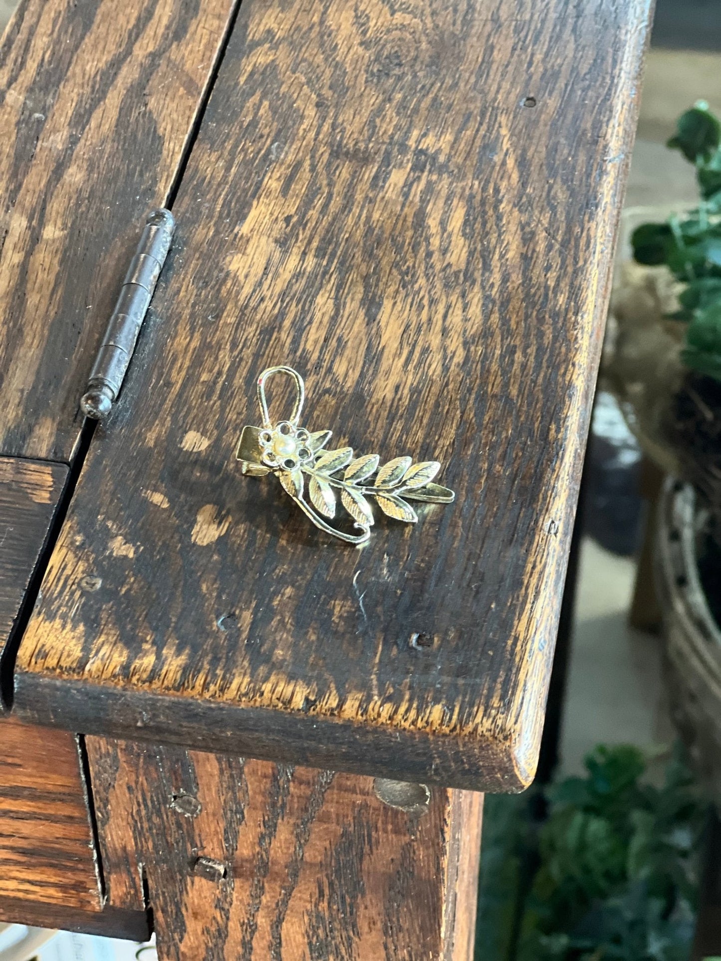 Vintage Hair or Tie Clip