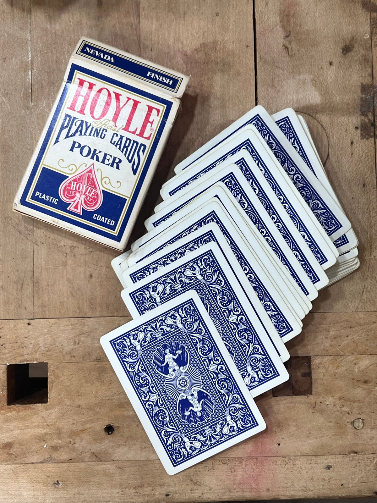 Vintage Hoyle official poker playing cards-blue Shell back and Nevada finish 