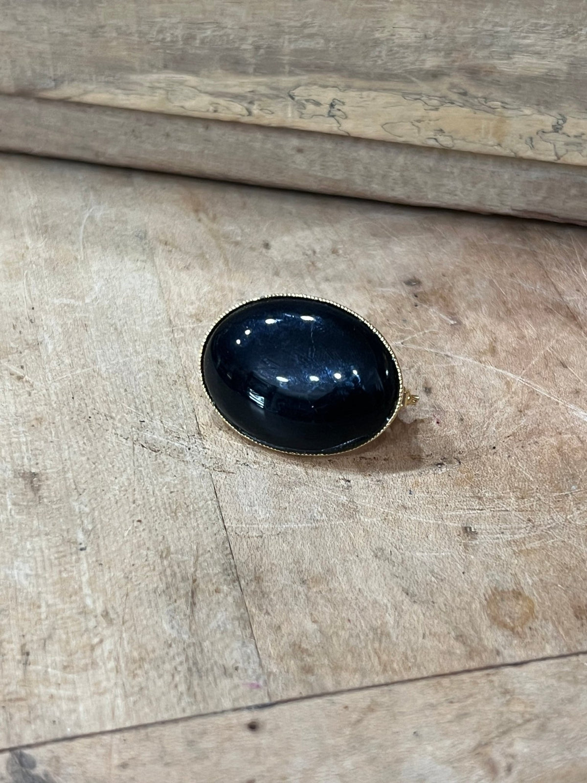 Vintage Mid-Century Black Cabochon Gold-Tone Scarf Clip / SlideAccessories