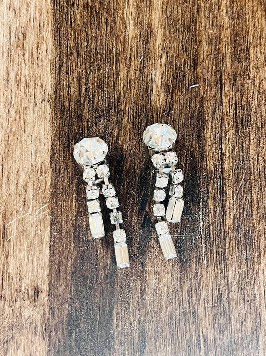Vintage Mid-Century Mixed-Cut Rhinestone Linear Drop Clip-On Earrings