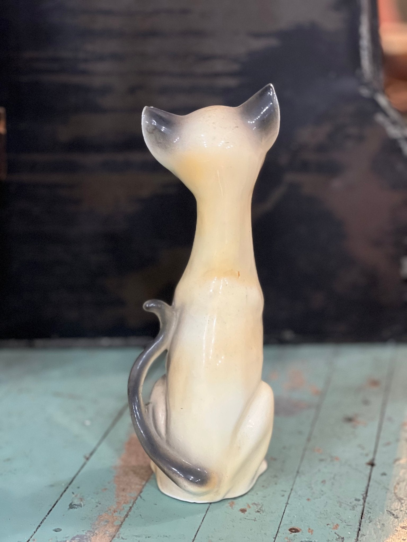 Vintage Mid-Century Modern Siamese Cat Ceramic Figurine – Retro Elongated Styling
