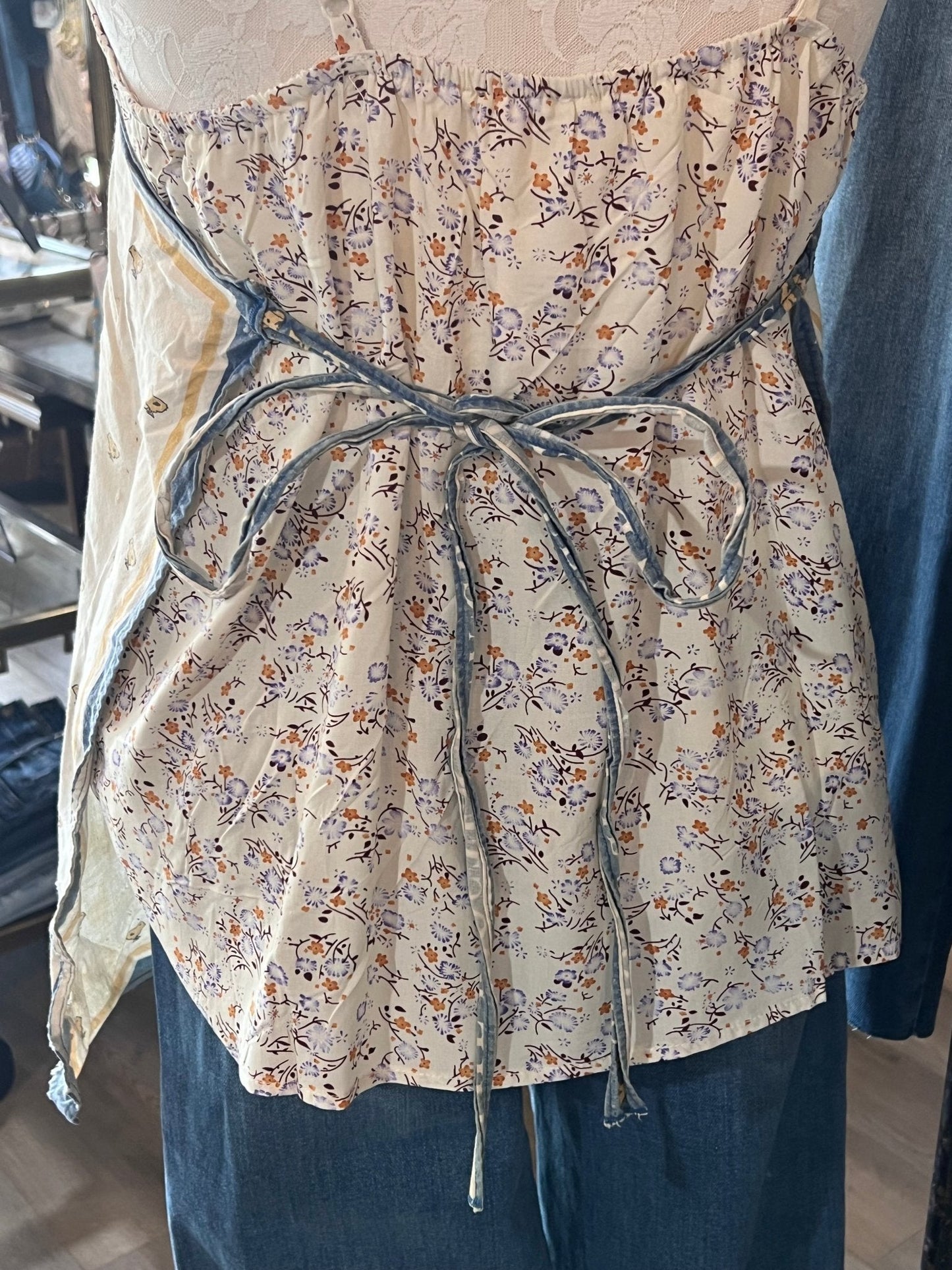 Vintage "Ruler of the Roost" Apron 