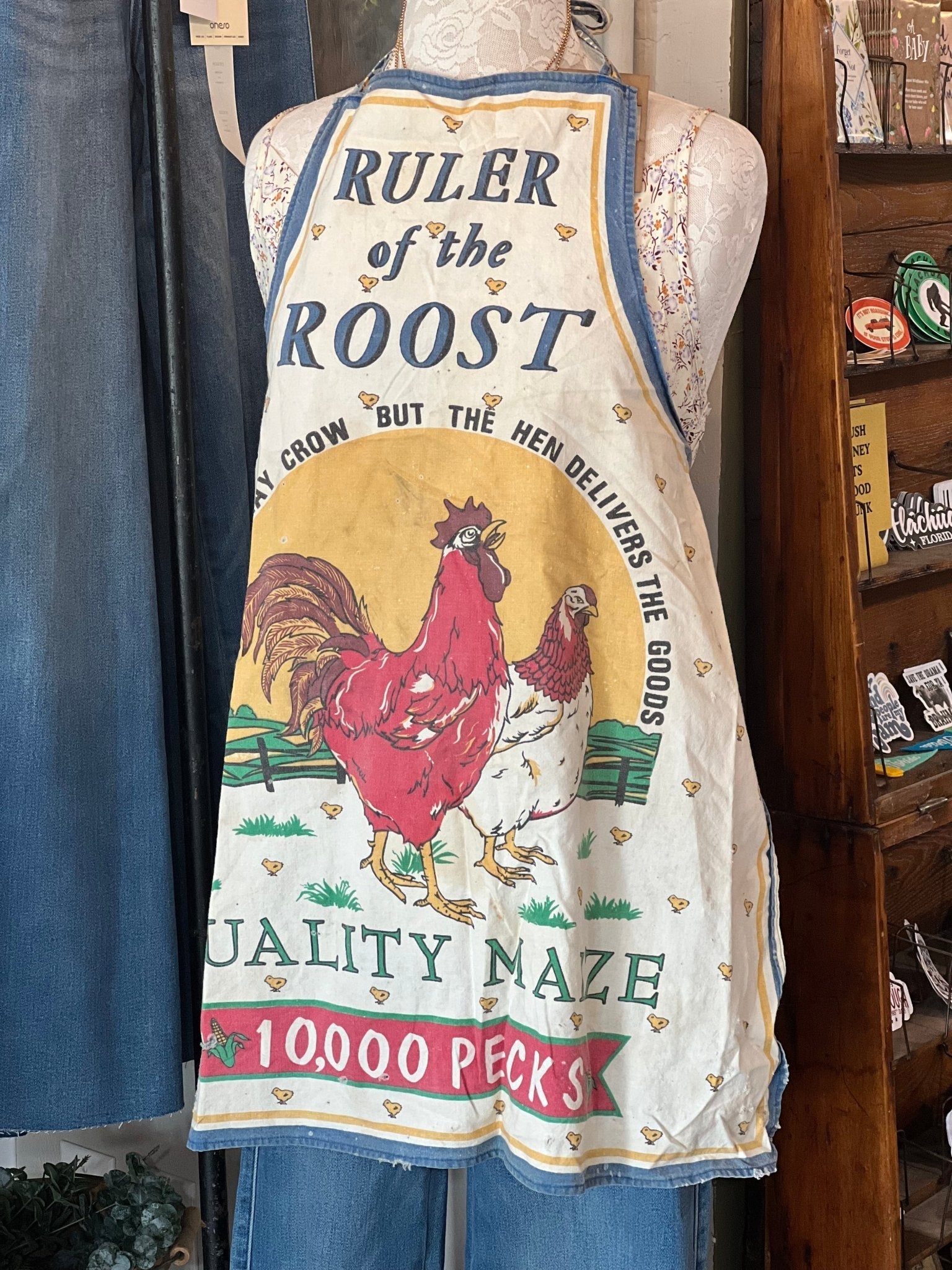 Vintage "Ruler of the Roost" Apron 