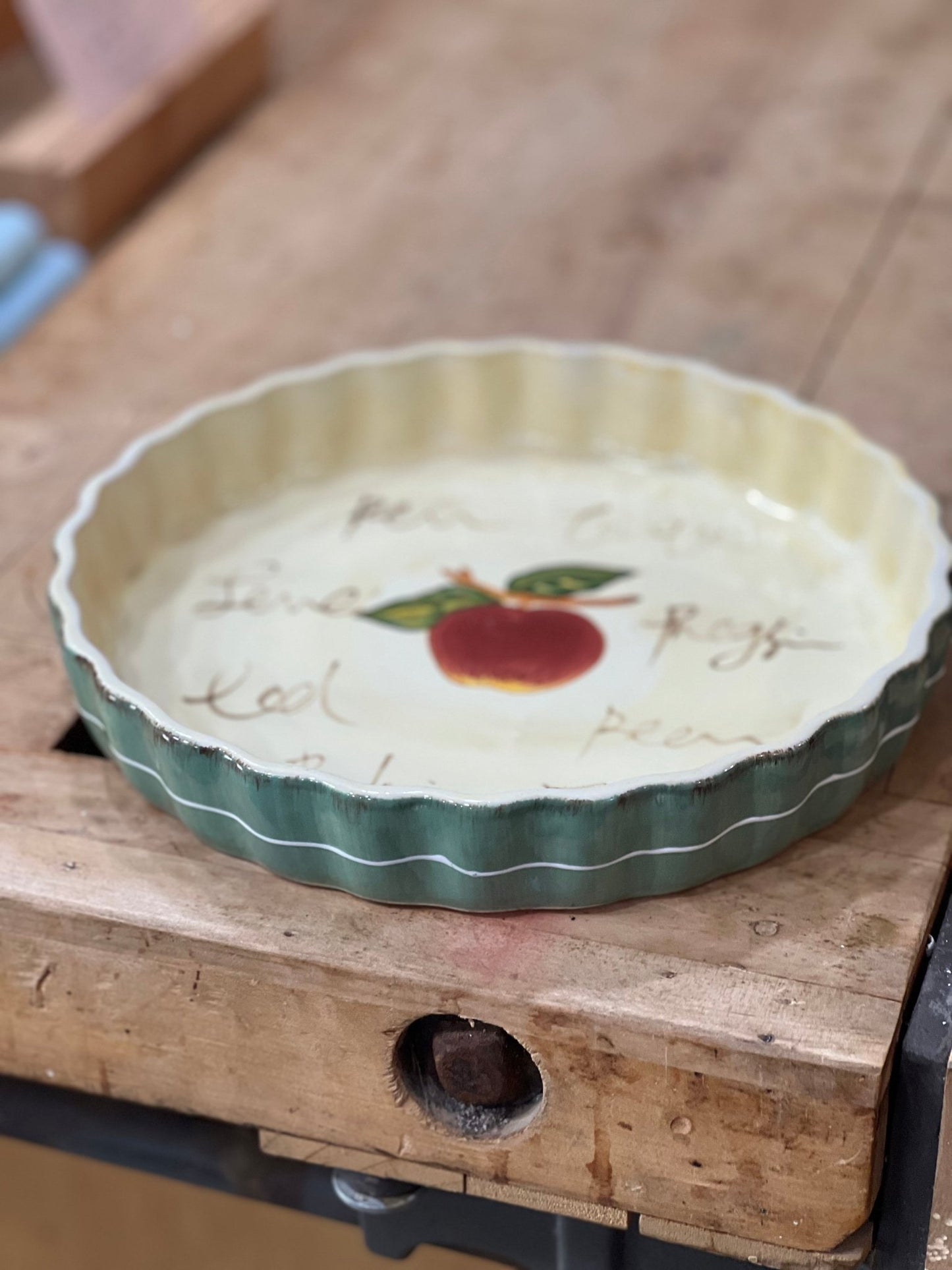 Vintage Rustic Stoneware Fluted Apple Tart & Pie Baking Dish - The Mustard Seed Collection, The Seed