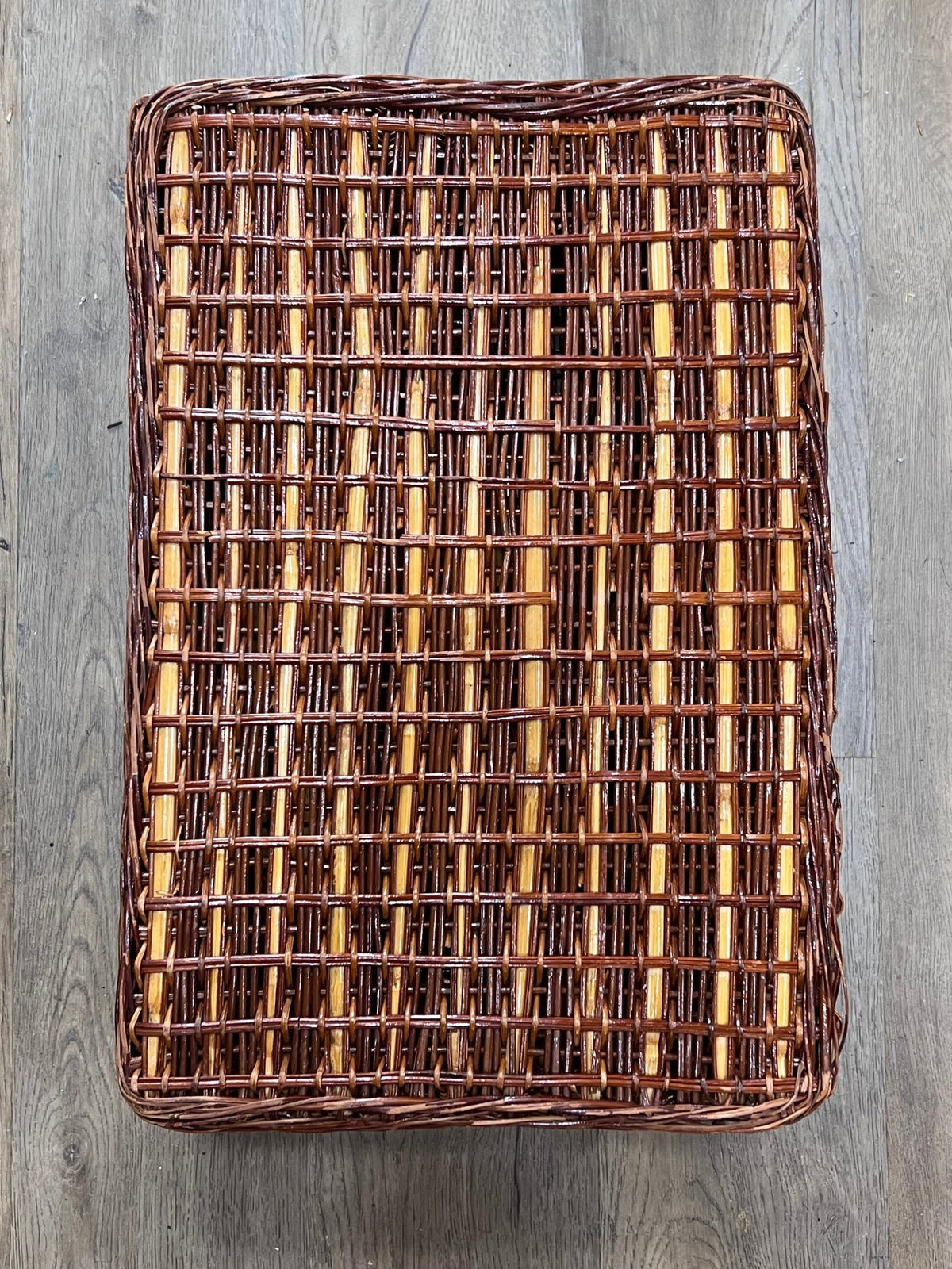 Vintage Two-Tone Woven Wicker Picnic Basket (18" x 12" x 8")basket