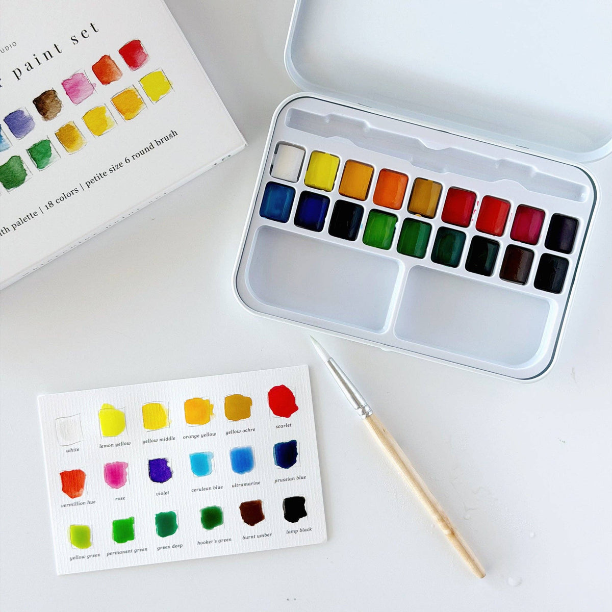 Watercolor paint set 18 colors with brushPaint