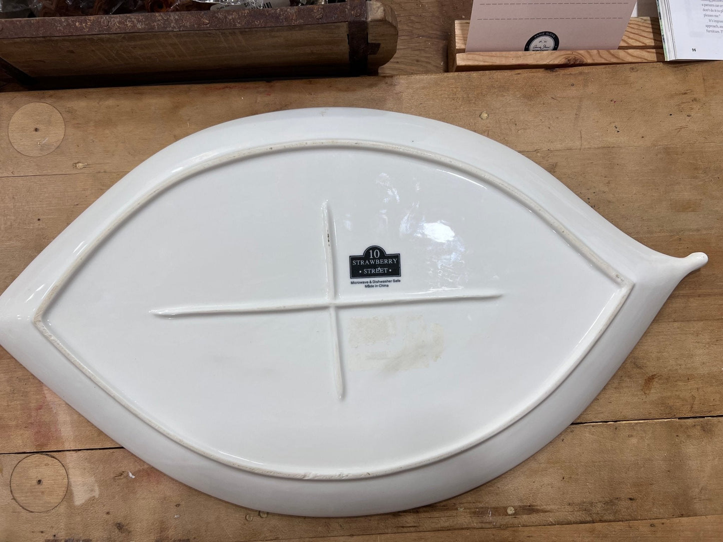White Leaf Serving Platter 