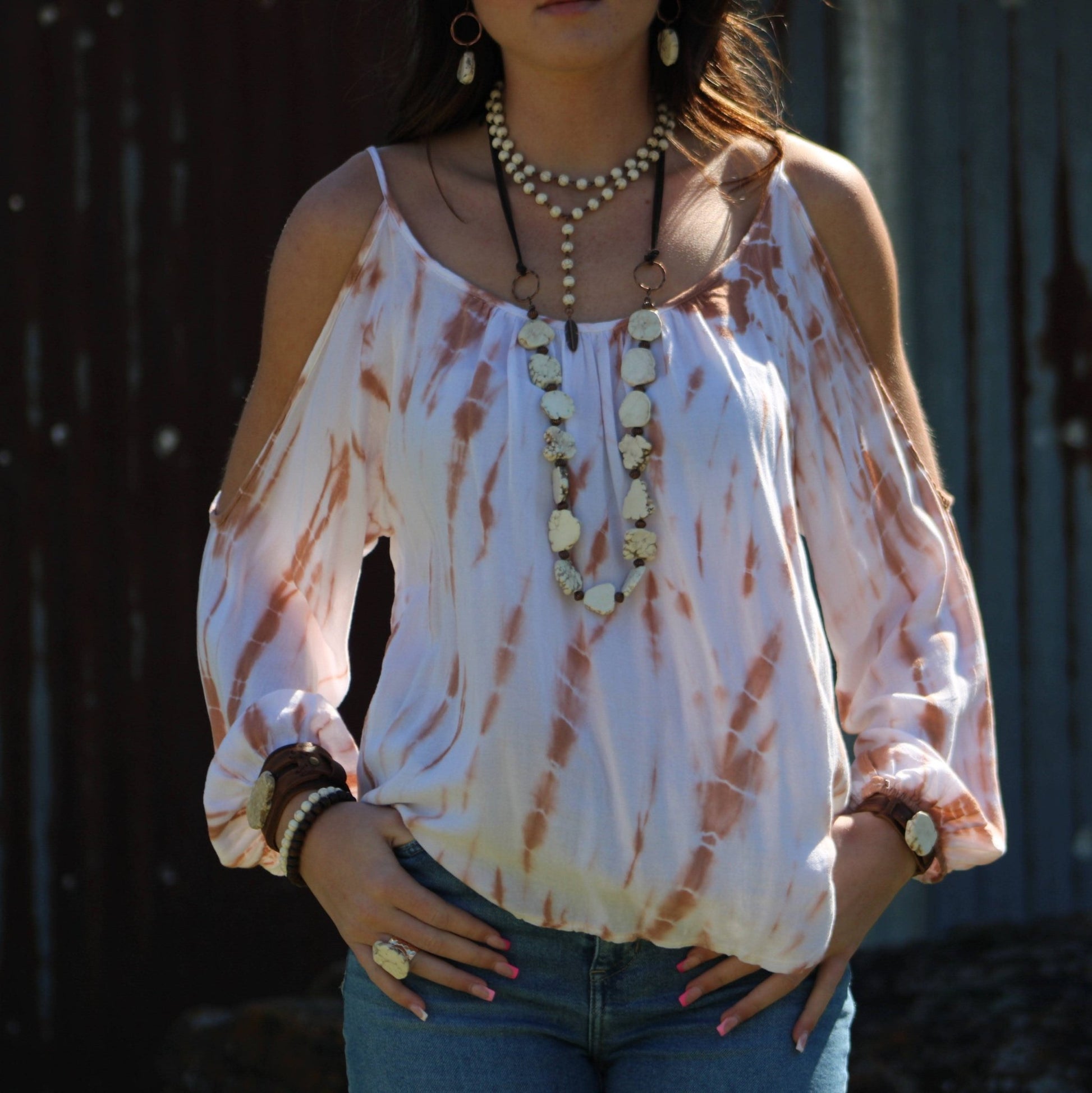 White Turquoise Slab Necklace with Leather Closure 228o