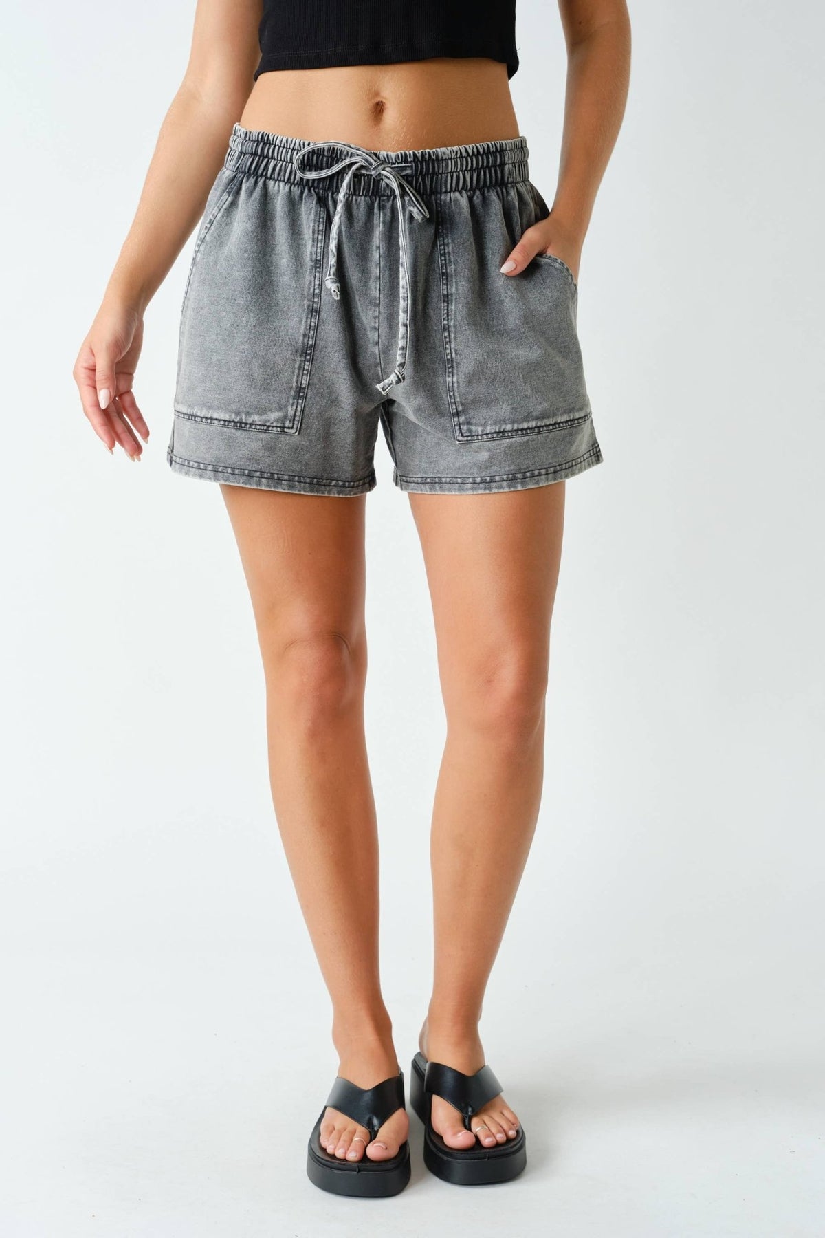 Zion Soft-Wash Stretch-Denim Utility Shorts: DISTRESSED DENIM / S:M:L (2:2:2) Mono B