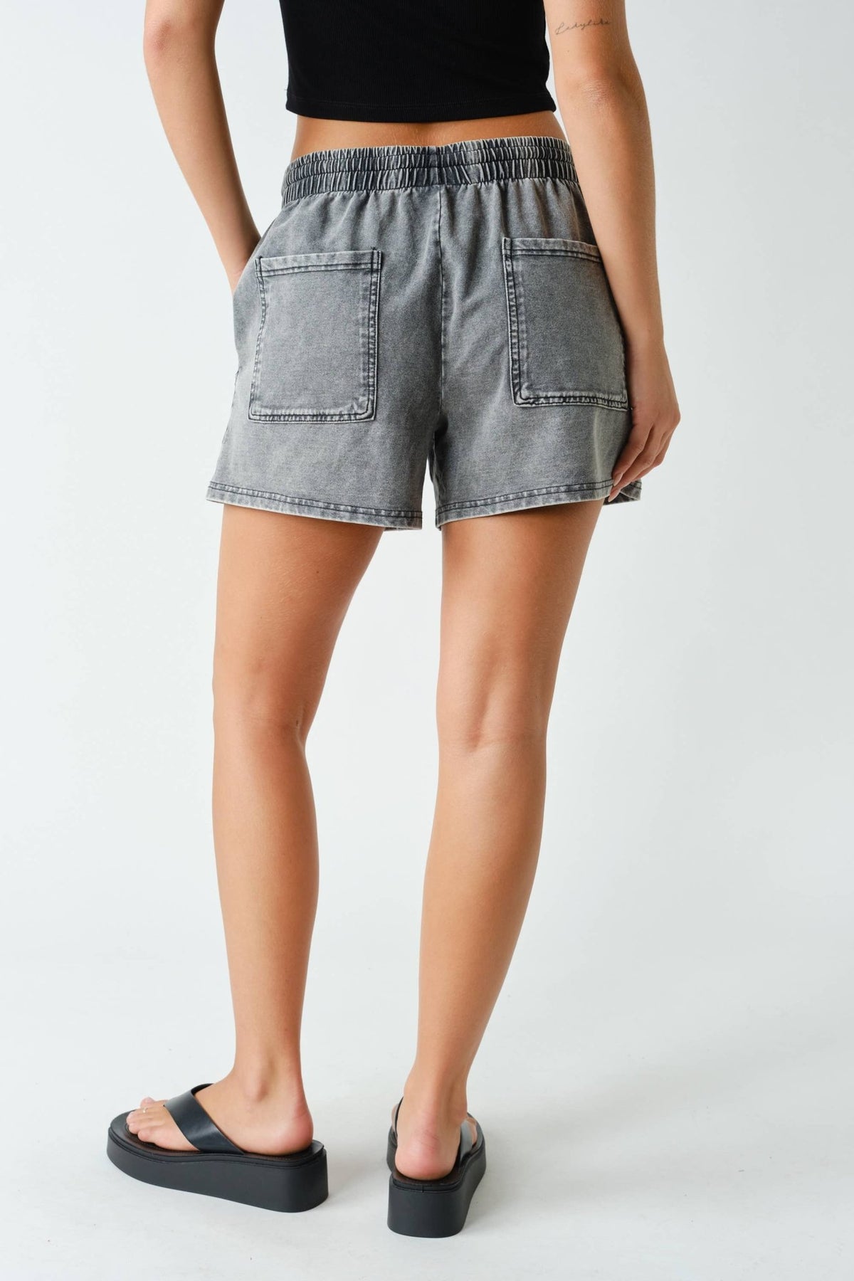 Zion Soft-Wash Stretch-Denim Utility Shorts: DISTRESSED DENIM / S:M:L (2:2:2) Mono B