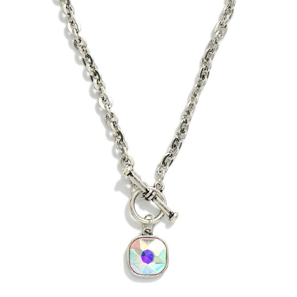 Chain Link Necklace Featuring Cushion Cut Rhinestone Pendant With Toggle Closure Abalone