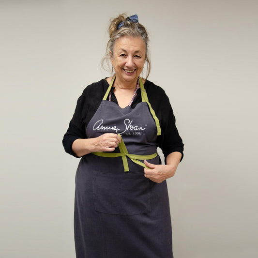 Annie Sloan Cotton and Linen Apron with Storage Bag
