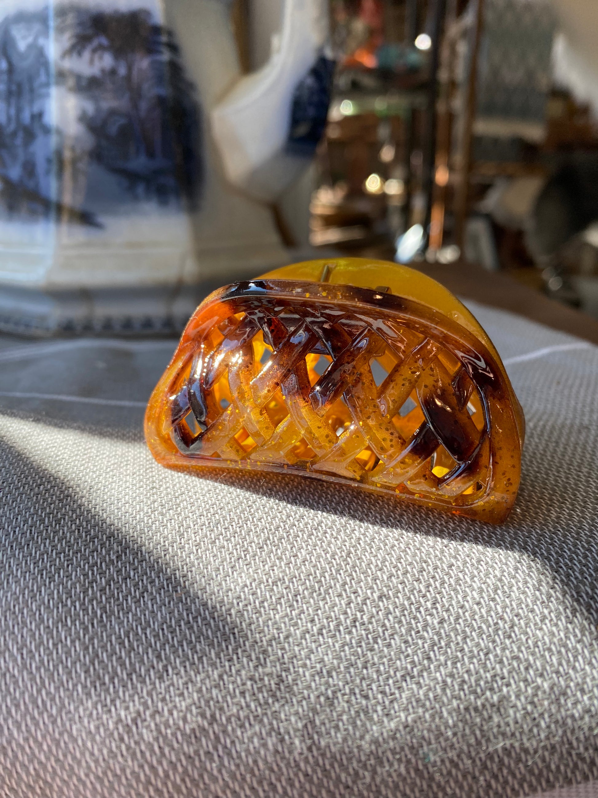 Gold Fleck Weave Designed Claw Hair Clip Gold Mustard